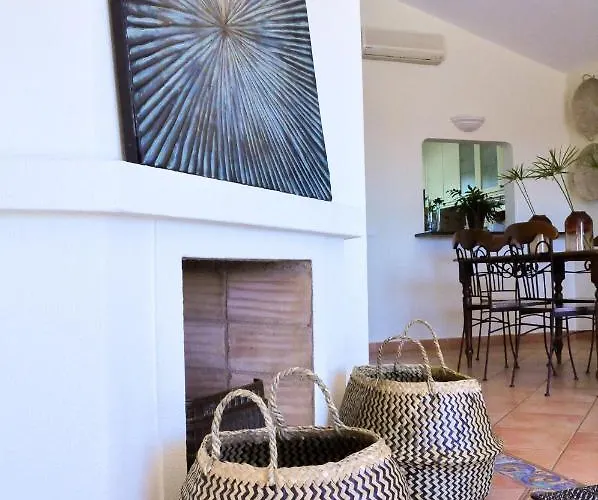 Villa 2bdr Townhouse Duplex With Pool By Lovelystay