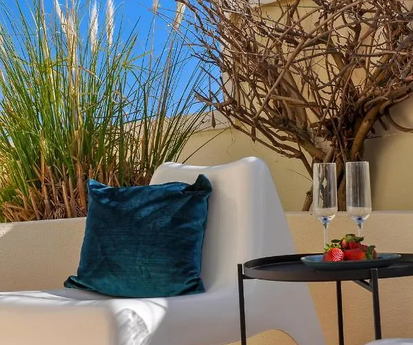 2bdr Townhouse Duplex With Pool By Lovelystay Ferragudo (Faro)