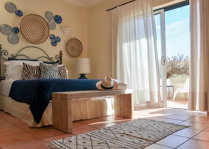 Villa 2bdr Townhouse Duplex With Pool By Lovelystay *