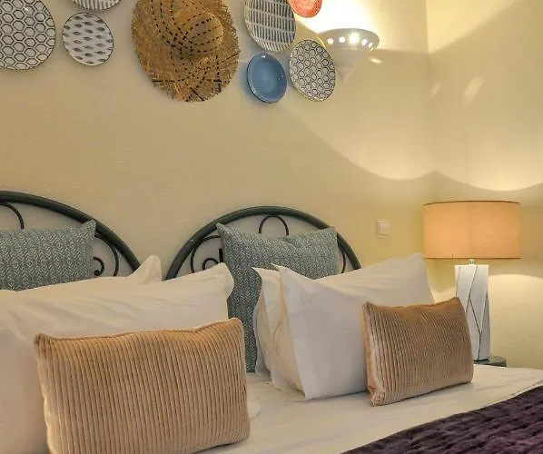 2bdr Townhouse Duplex With Pool By Lovelystay Ferragudo (Faro)